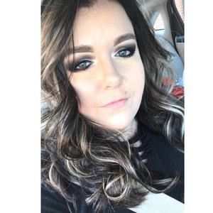 Meet your Posher, Courtney